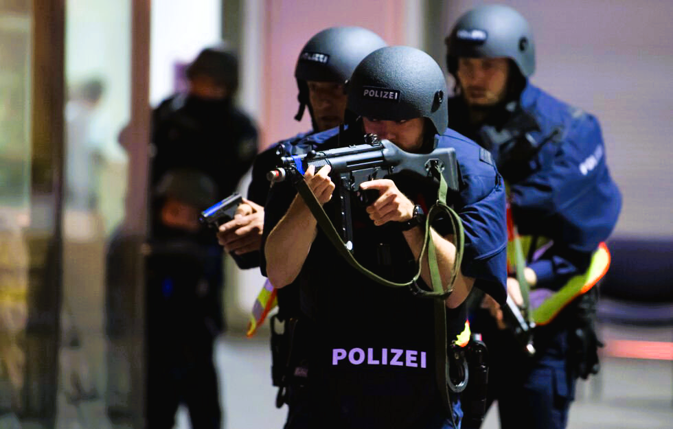 Alarm in Hamburg! Mann drohte Haus zu sprengen und verschanzt sich!